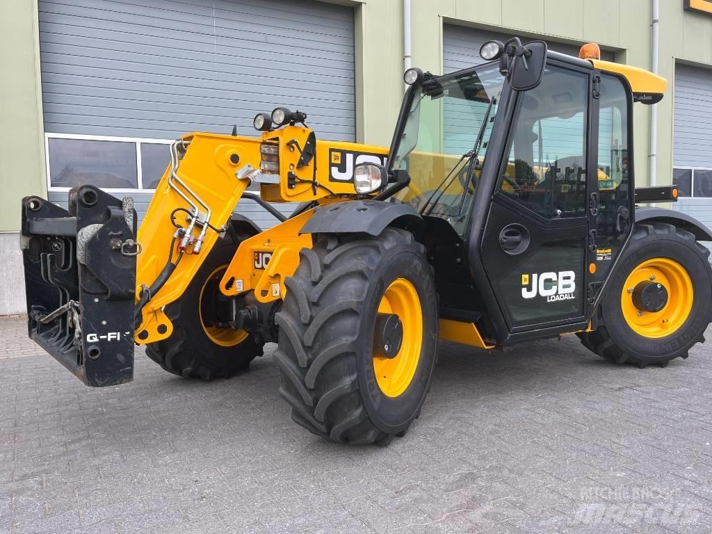 JCB 527-58 Agri Plus معدات مناولة لأغراض الزراعة