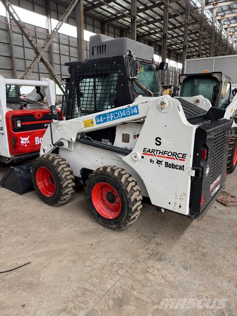 Bobcat S 16 لوادر انزلاقية التوجيه