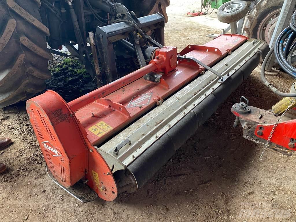 Kuhn BP 305 جراشات