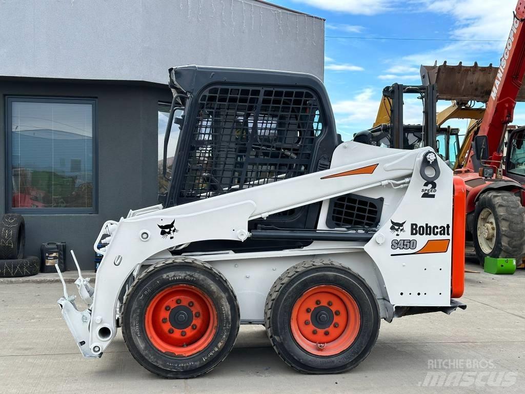 Bobcat S 450 لوادر انزلاقية التوجيه