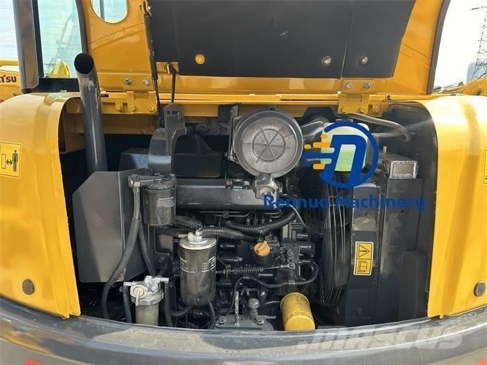 Komatsu PC 56 حفارات صغيرة أقل من 7 طن (حفارات صغيرة)