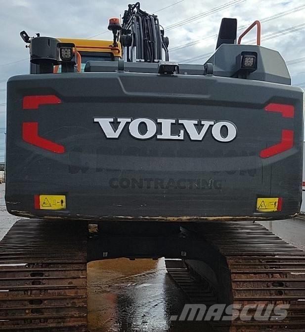 Volvo EC140ELM حفارات زحافة