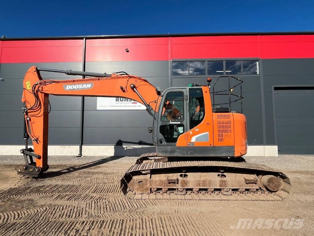 Doosan DX 235 LCR-5 حفارات زحافة