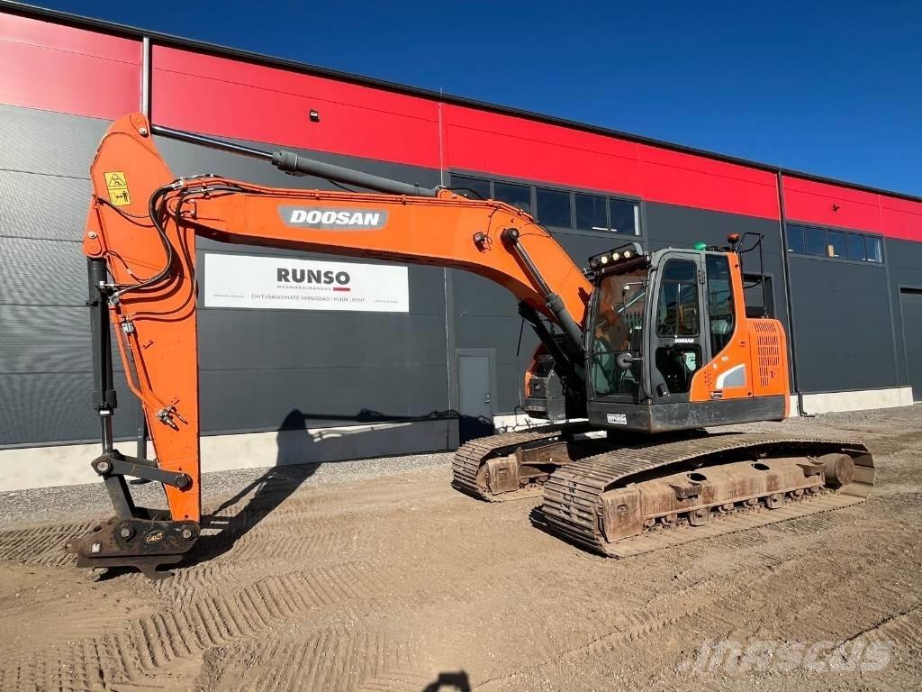 Doosan DX 235 LCR-5 حفارات زحافة