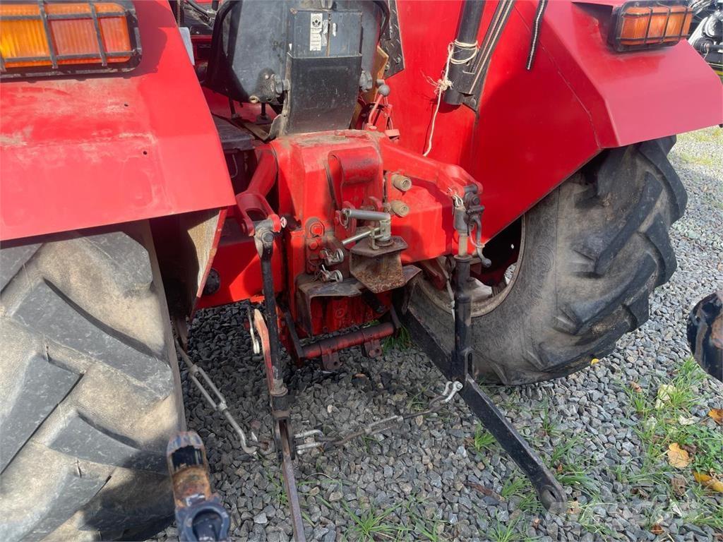 McCormick 523 الجرارات