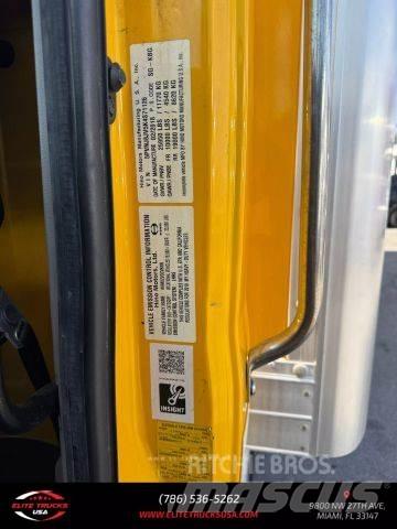 Hino 268 شاحنات أخرى
