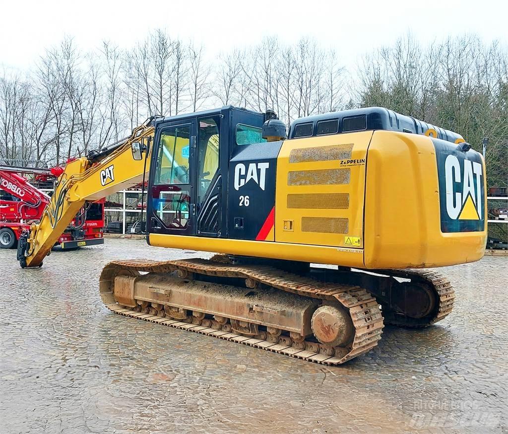 CAT 326FLN حفارات زحافة