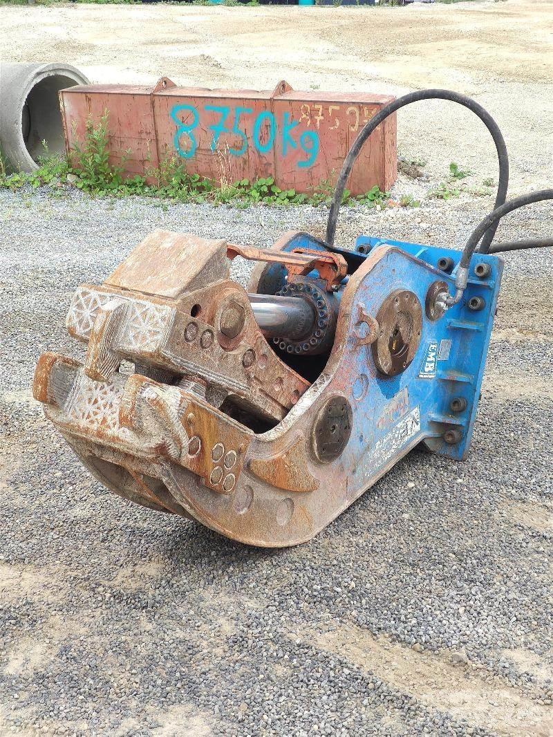  EMB VP2000 جراشات البناء