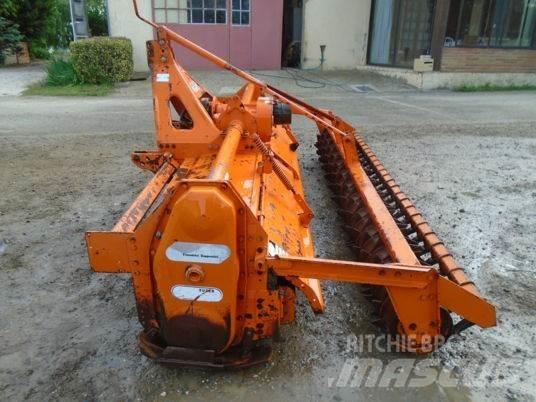 Maschio M COB M COB الكاسحات وقلابات التربة ذات المحركات