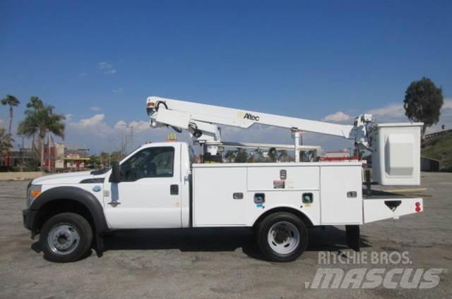 Ford F450 المنصات الهوائية المثبتة على شاحنة