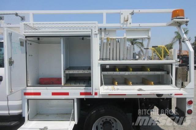Ford F550 مركبات إصلاح الأعطال
