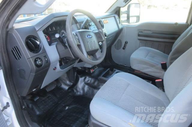 Ford F550 مركبات إصلاح الأعطال