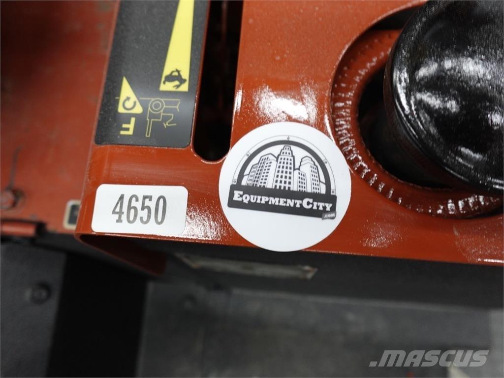 Ditch Witch 3700 ماكينات حفر خنادق