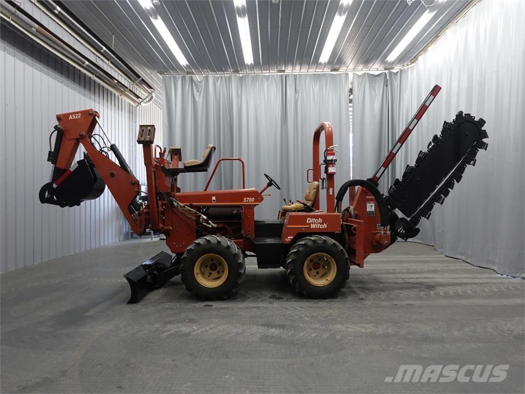 Ditch Witch 5700 ماكينات حفر خنادق