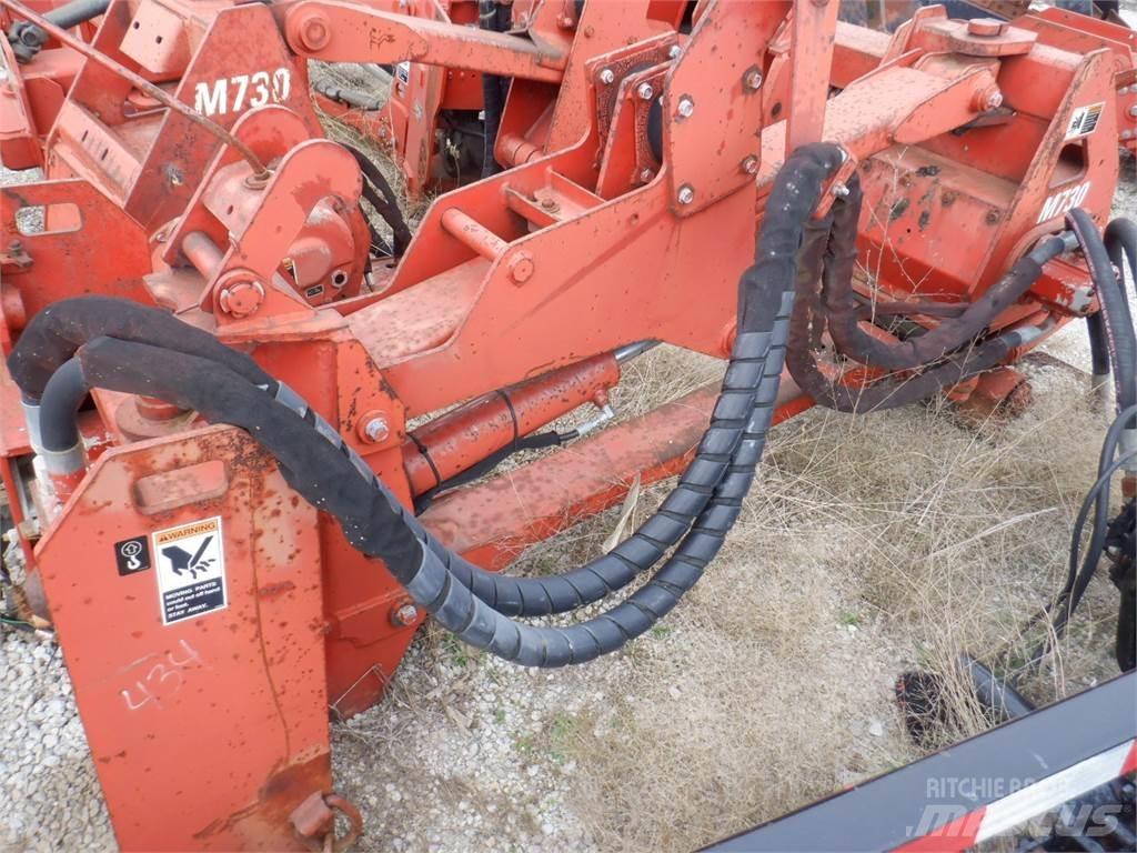 Ditch Witch M730 محاريث