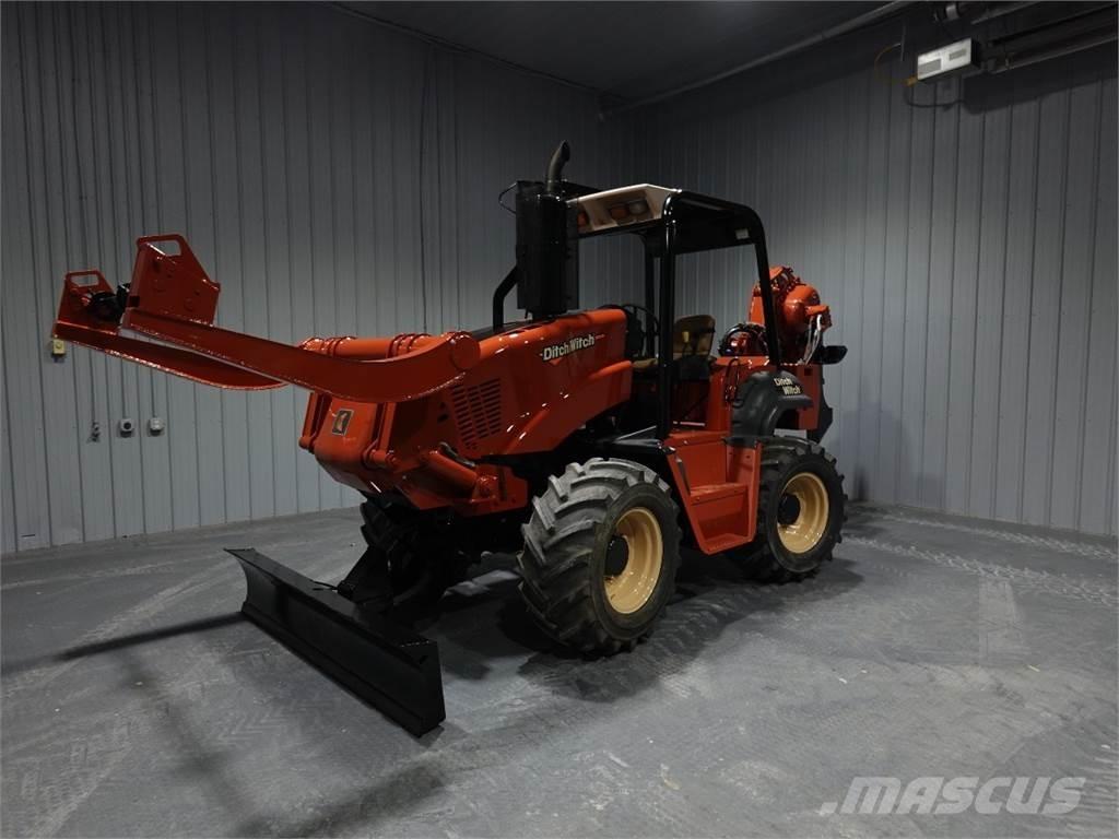 Ditch Witch RT115 ماكينات حفر خنادق