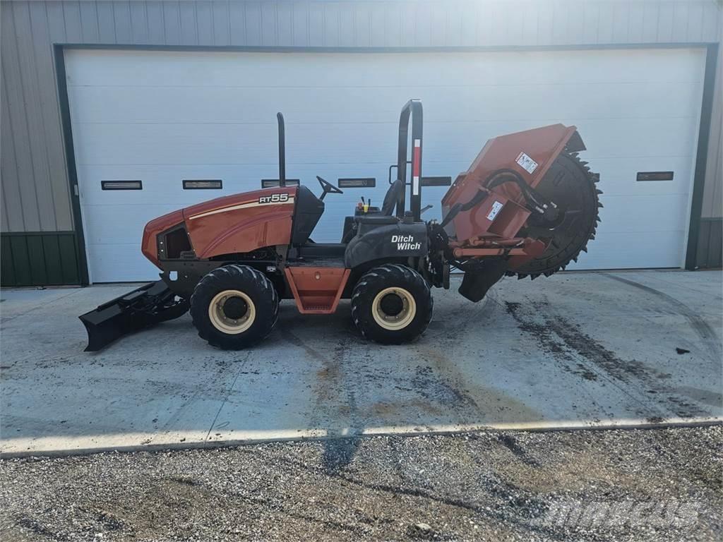 Ditch Witch RT55 مناشير صخور وخرسانة