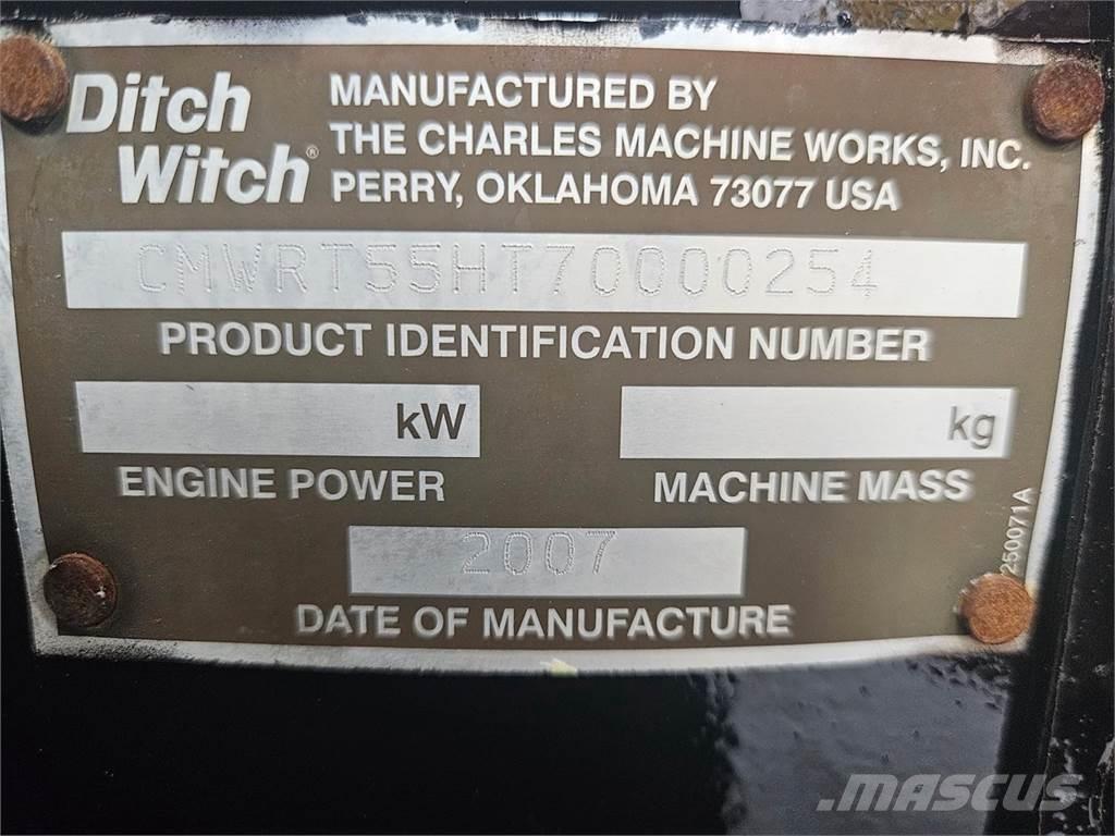 Ditch Witch RT55 مناشير صخور وخرسانة