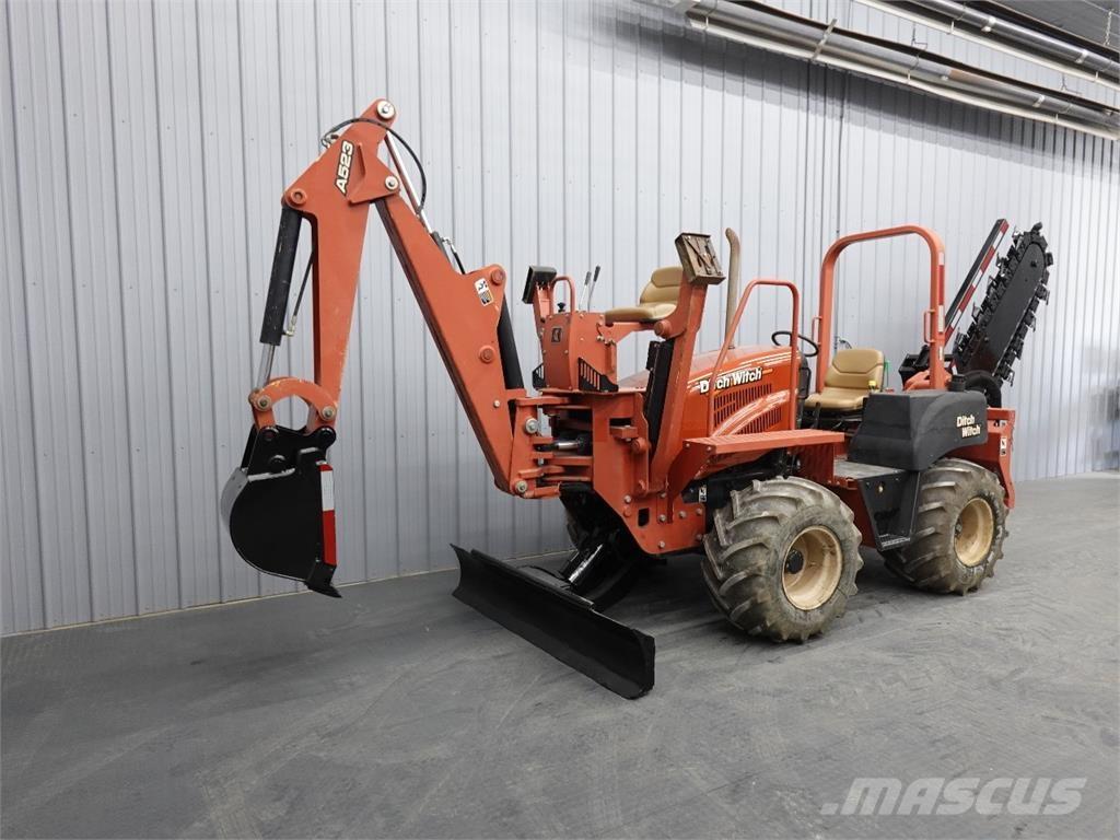 Ditch Witch RT80 ماكينات حفر خنادق