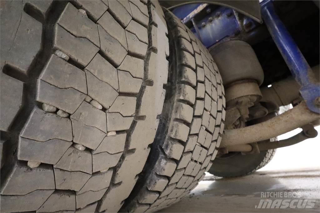 DAF CF330 FUEL شاحنات ذات صهاريج