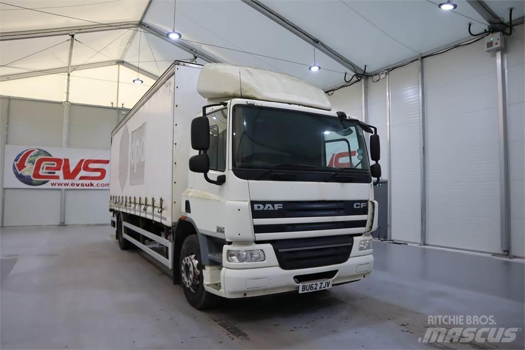 DAF CF65.220 شاحنات بغطاء جانبي