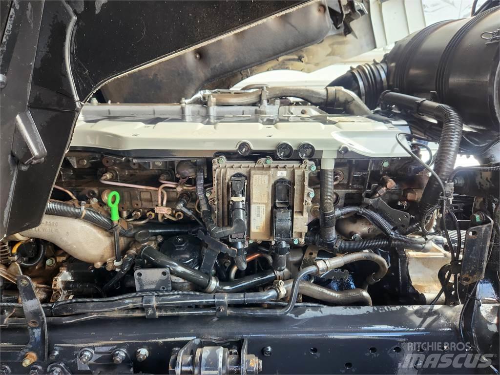 MAN TGX 26.440 وحدات الجر