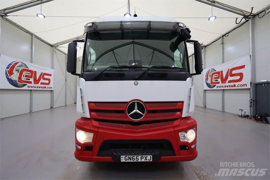 Mercedes-Benz Actros 1824 شاحنات بغطاء جانبي