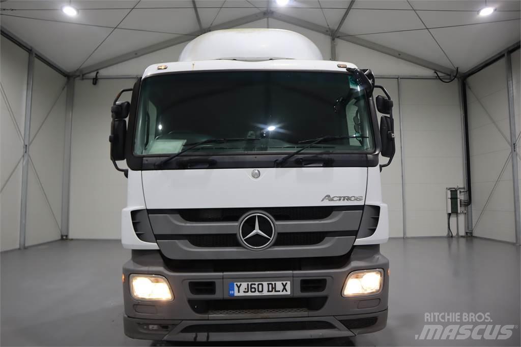 Mercedes-Benz ACTROS 1836 وحدات الجر