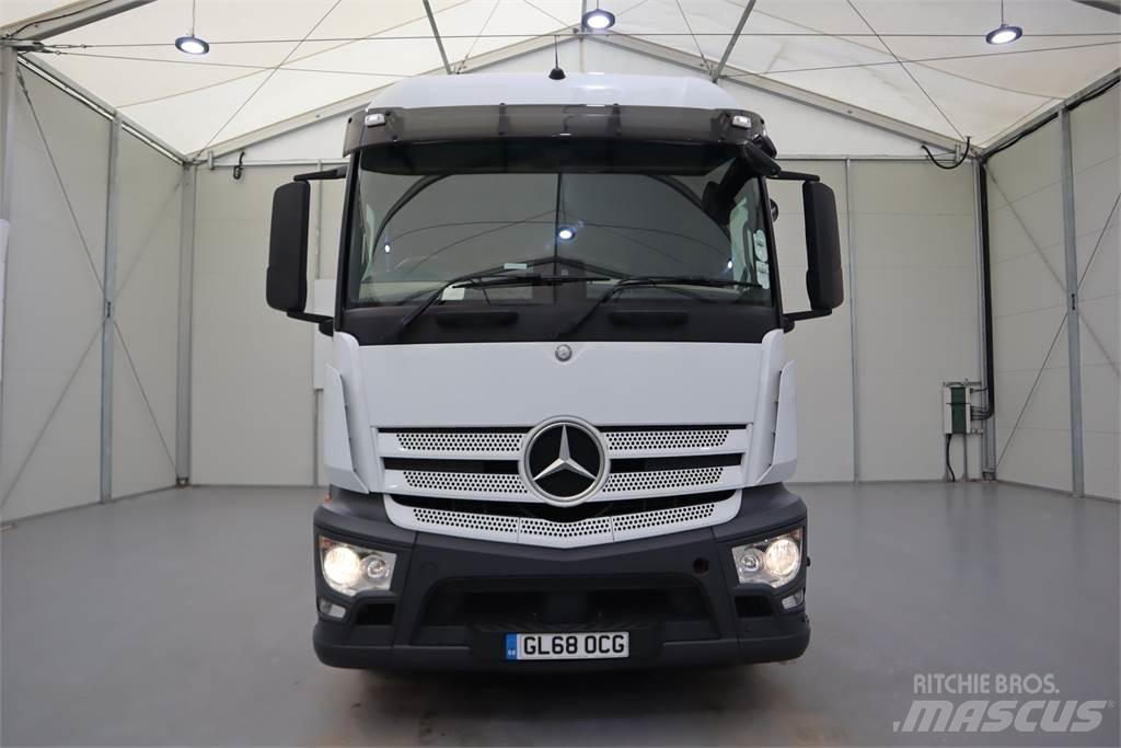 Mercedes-Benz ACTROS 1840 وحدات الجر