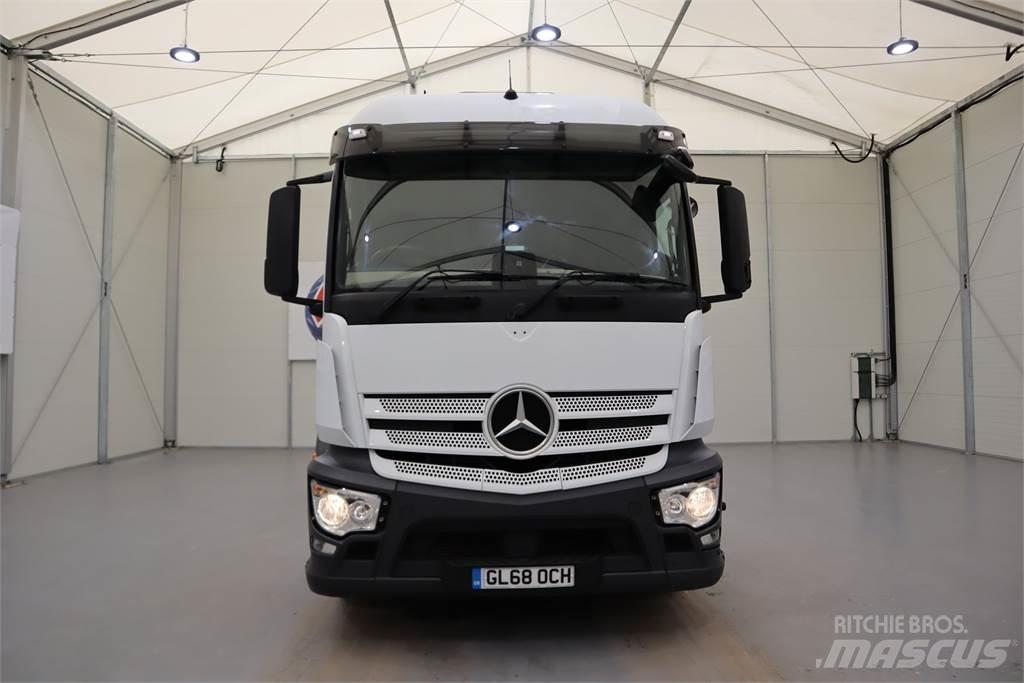 Mercedes-Benz ACTROS 1840 وحدات الجر