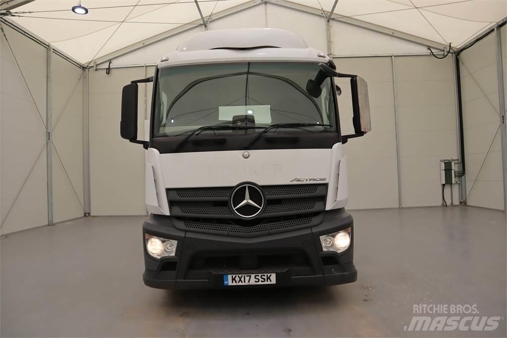 Mercedes-Benz ACTROS 1840 وحدات الجر