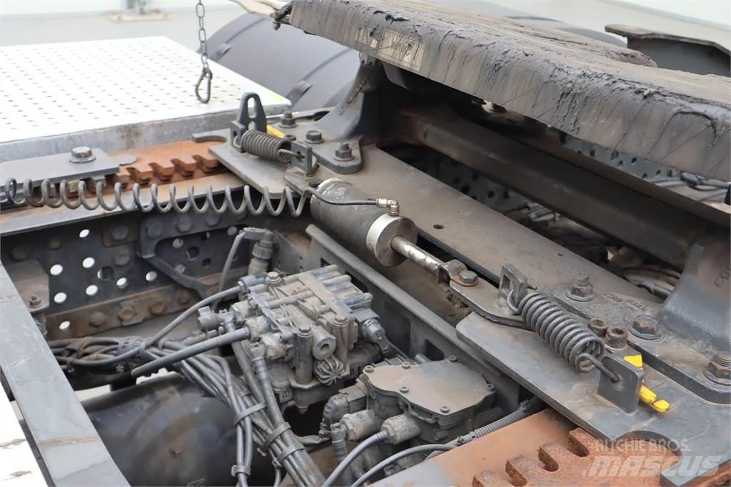 Mercedes-Benz ACTROS 1840 وحدات الجر