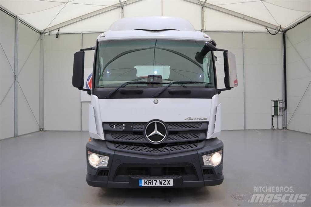 Mercedes-Benz Actros 1840 وحدات الجر