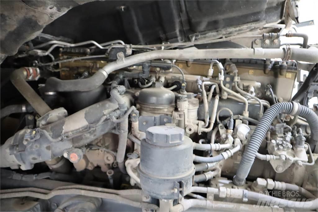 Mercedes-Benz Actros 1840 وحدات الجر