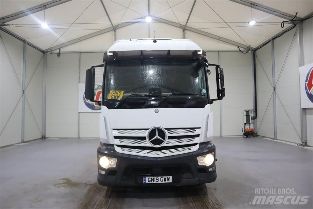 Mercedes-Benz Actros 1840 وحدات الجر
