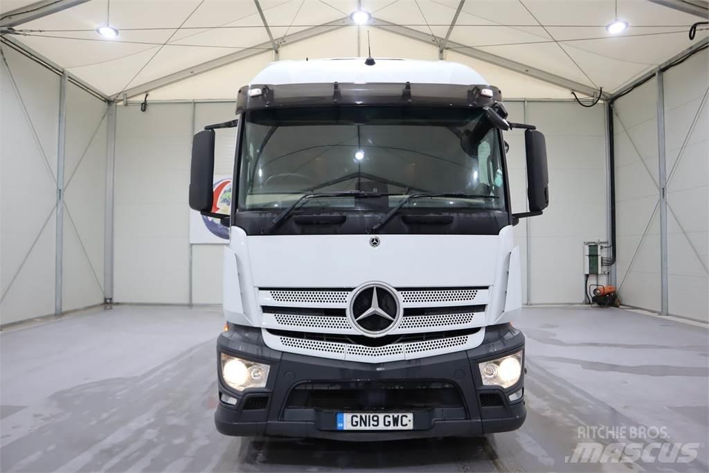 Mercedes-Benz Actros 1840 وحدات الجر