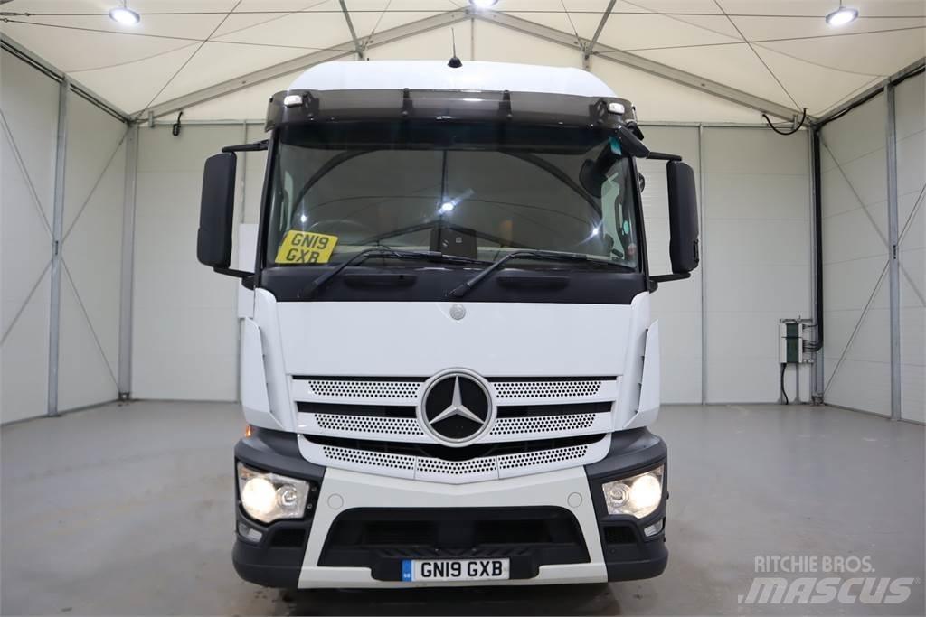 Mercedes-Benz Actros 1840 وحدات الجر