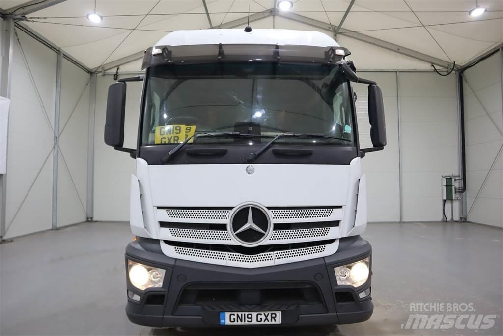 Mercedes-Benz Actros 1840 وحدات الجر