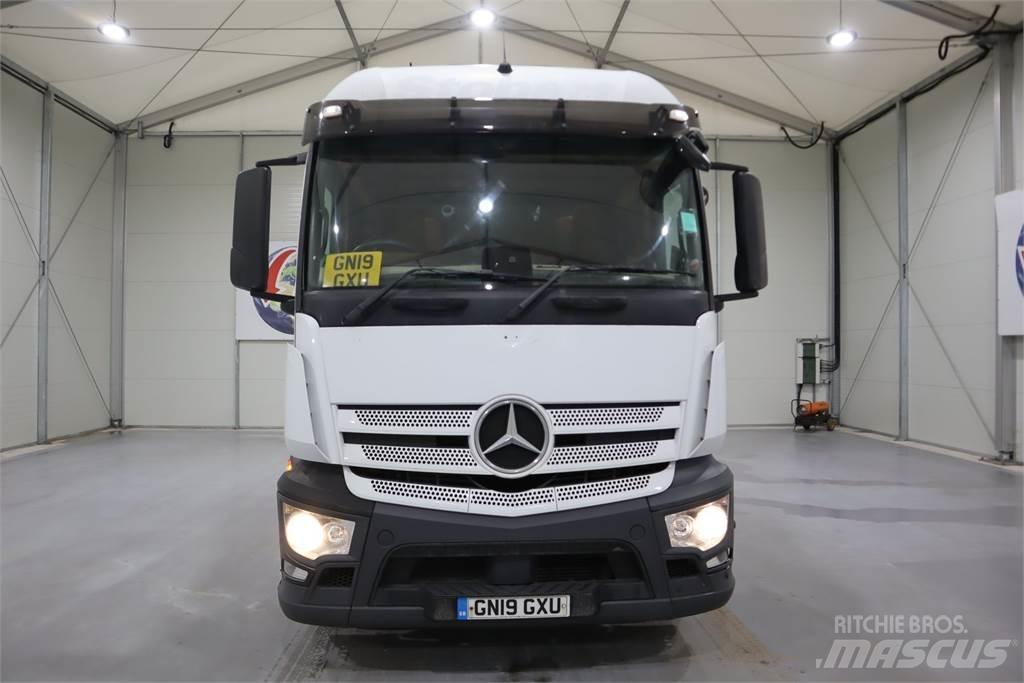 Mercedes-Benz Actros 1840 وحدات الجر