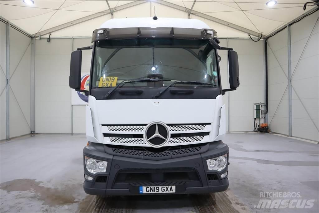 Mercedes-Benz Actros 1840 وحدات الجر