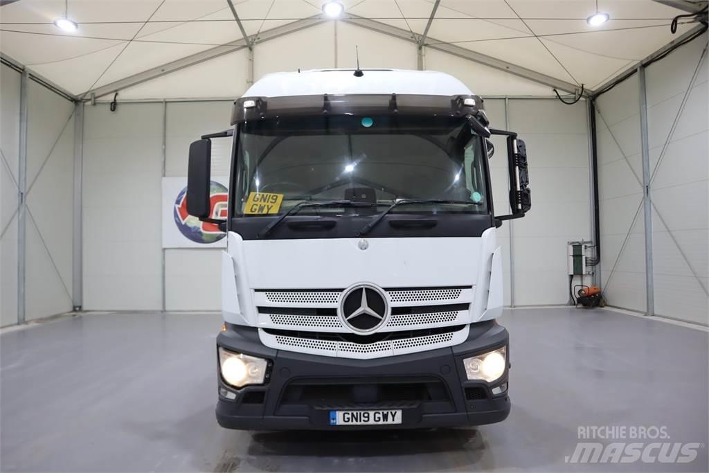 Mercedes-Benz Actros 1840 وحدات الجر
