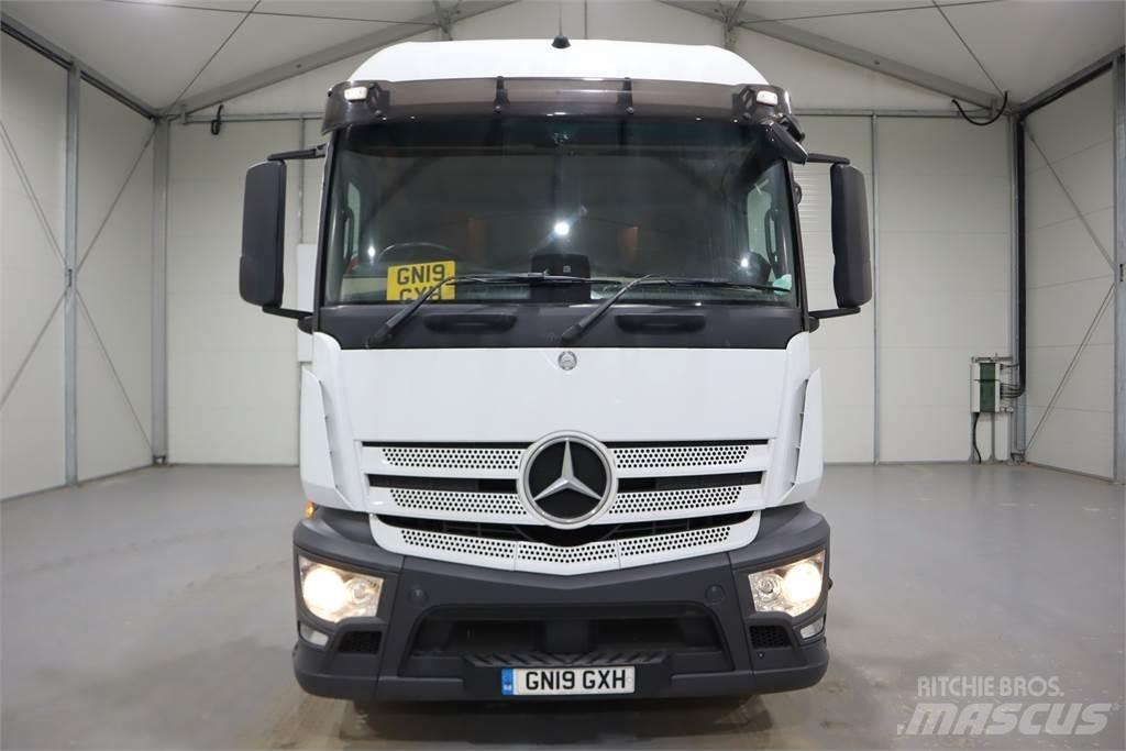Mercedes-Benz Actros 1840 وحدات الجر