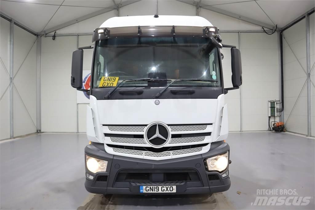 Mercedes-Benz Actros 1840 وحدات الجر