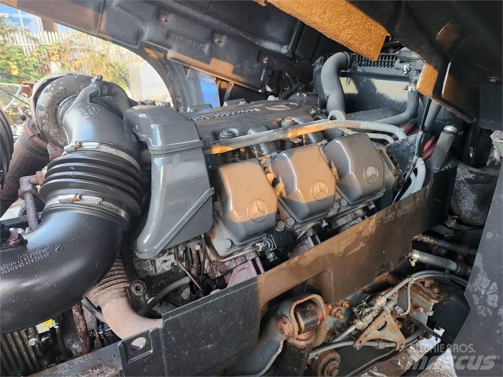 Mercedes-Benz ACTROS 1841 وحدات الجر