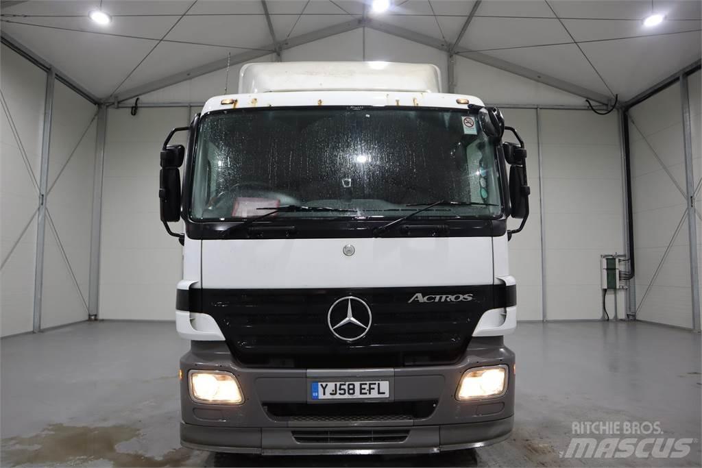Mercedes-Benz ACTROS 1841 وحدات الجر