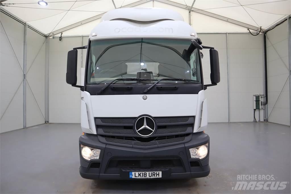 Mercedes-Benz Actros 1843 وحدات الجر