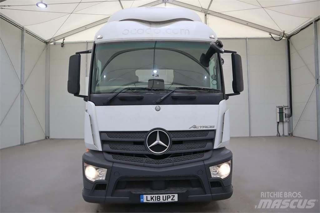 Mercedes-Benz Actros 1843 وحدات الجر