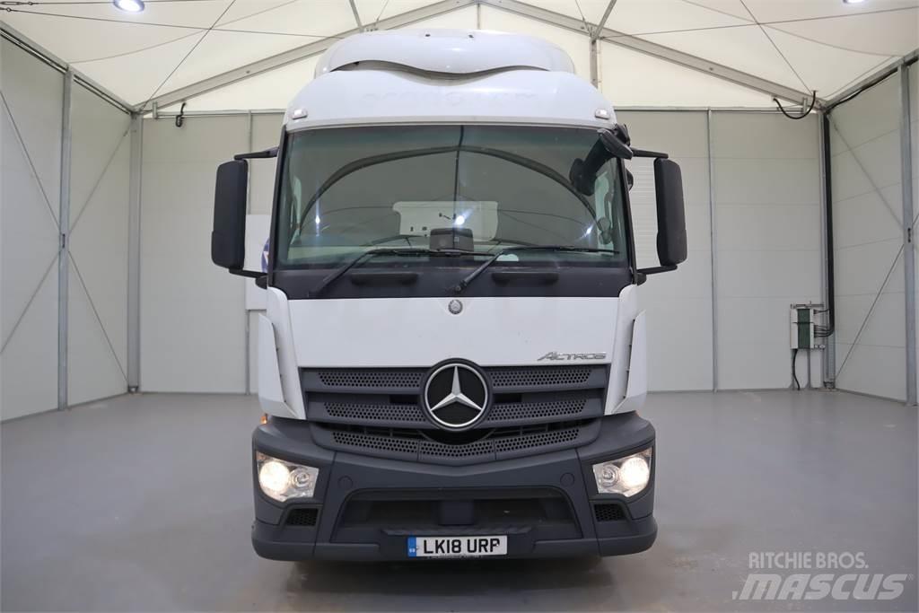 Mercedes-Benz Actros 1843 وحدات الجر