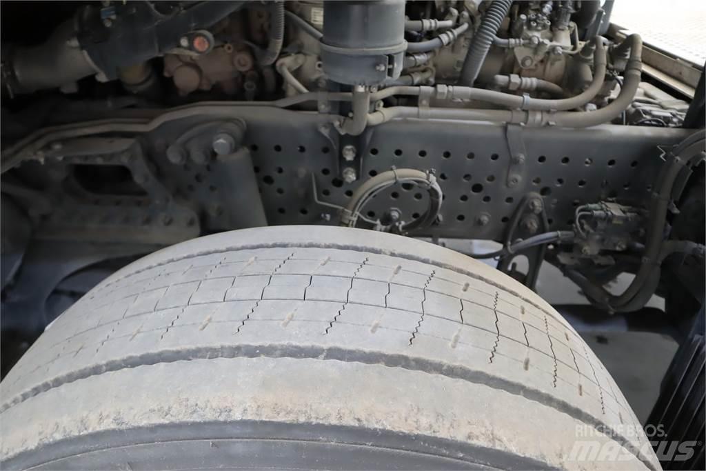 Mercedes-Benz Actros 1843 وحدات الجر