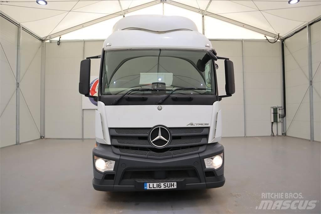 Mercedes-Benz Actros 1843 وحدات الجر